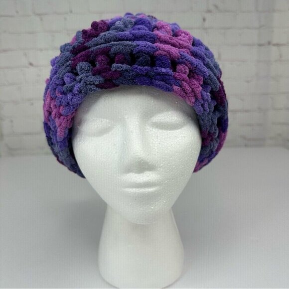 Handmade New Purple‎ and Pink Chenille Slouchy Knit Winter Beanie Med/Large - Picture 4 of 12